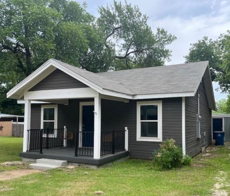 425 Gregg Street Albany TX 76430