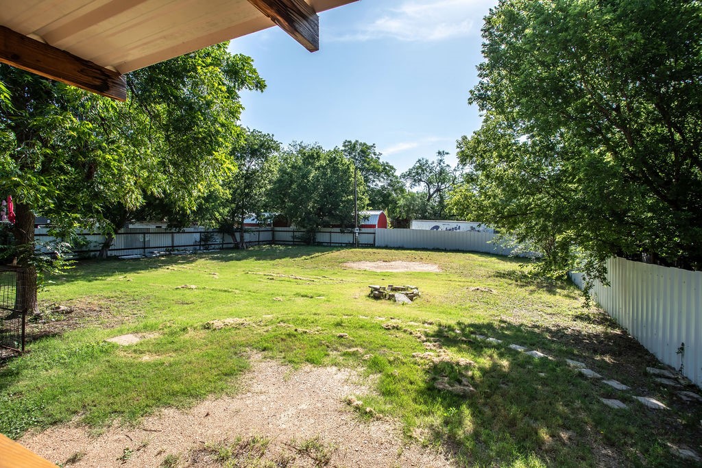 425 Gregg Street Albany TX 76430
