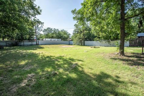 425 Gregg Street Albany TX 76430