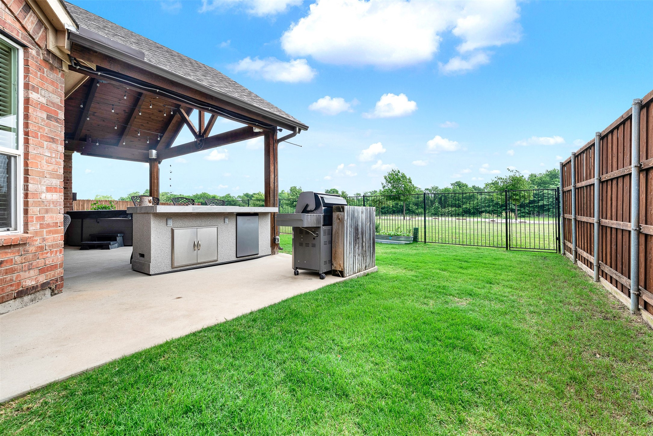 2524 Saddlehorn Drive Little Elm TX 75068