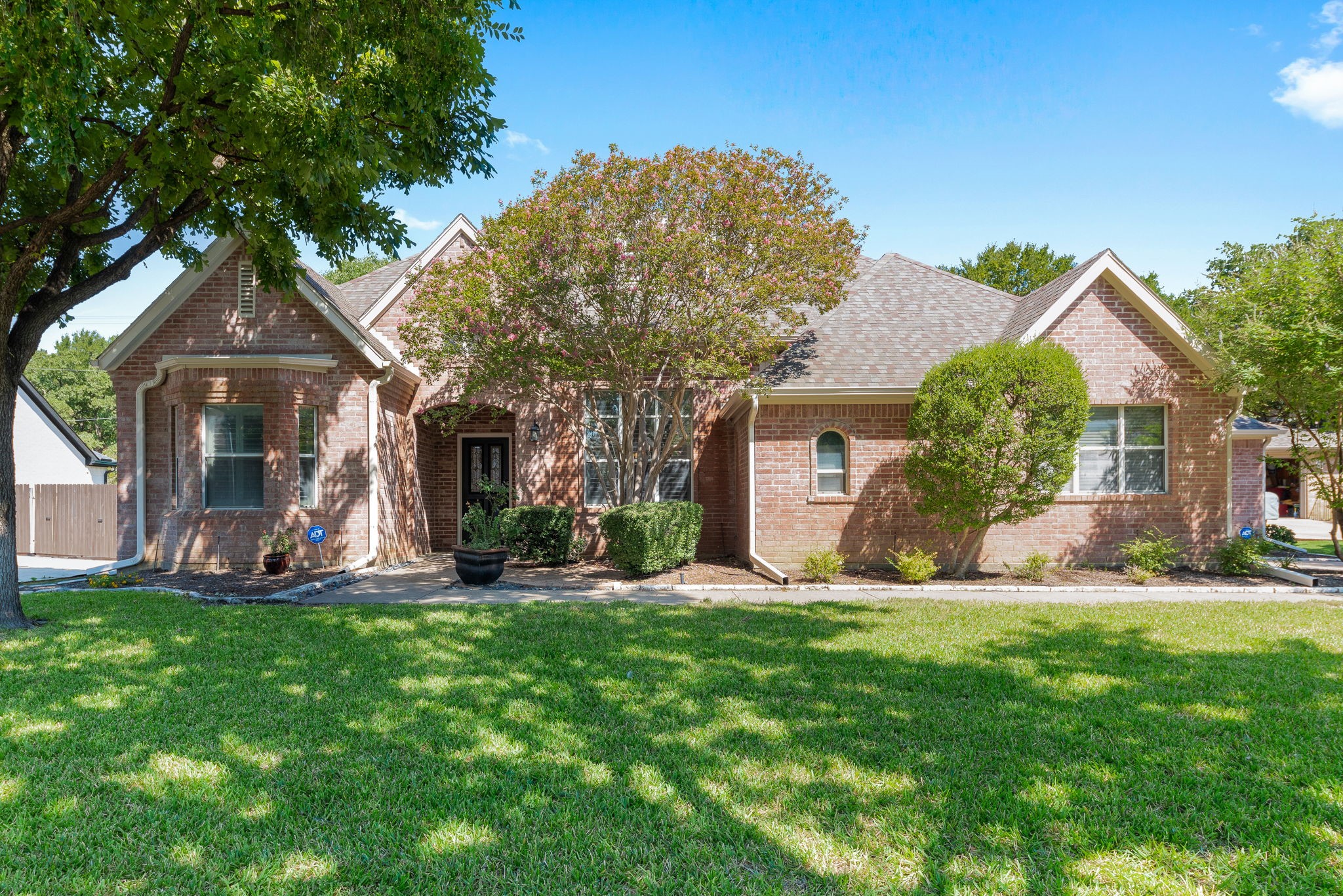 2716 Greenbrook Court Grapevine TX 76051