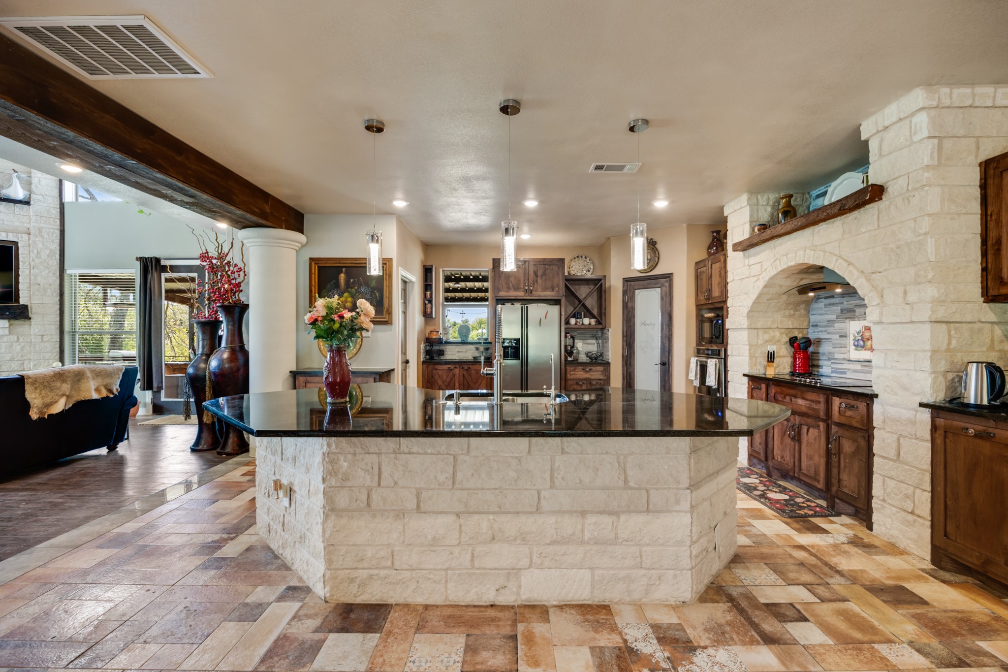2277 County Road 3657 Springtown TX 76082