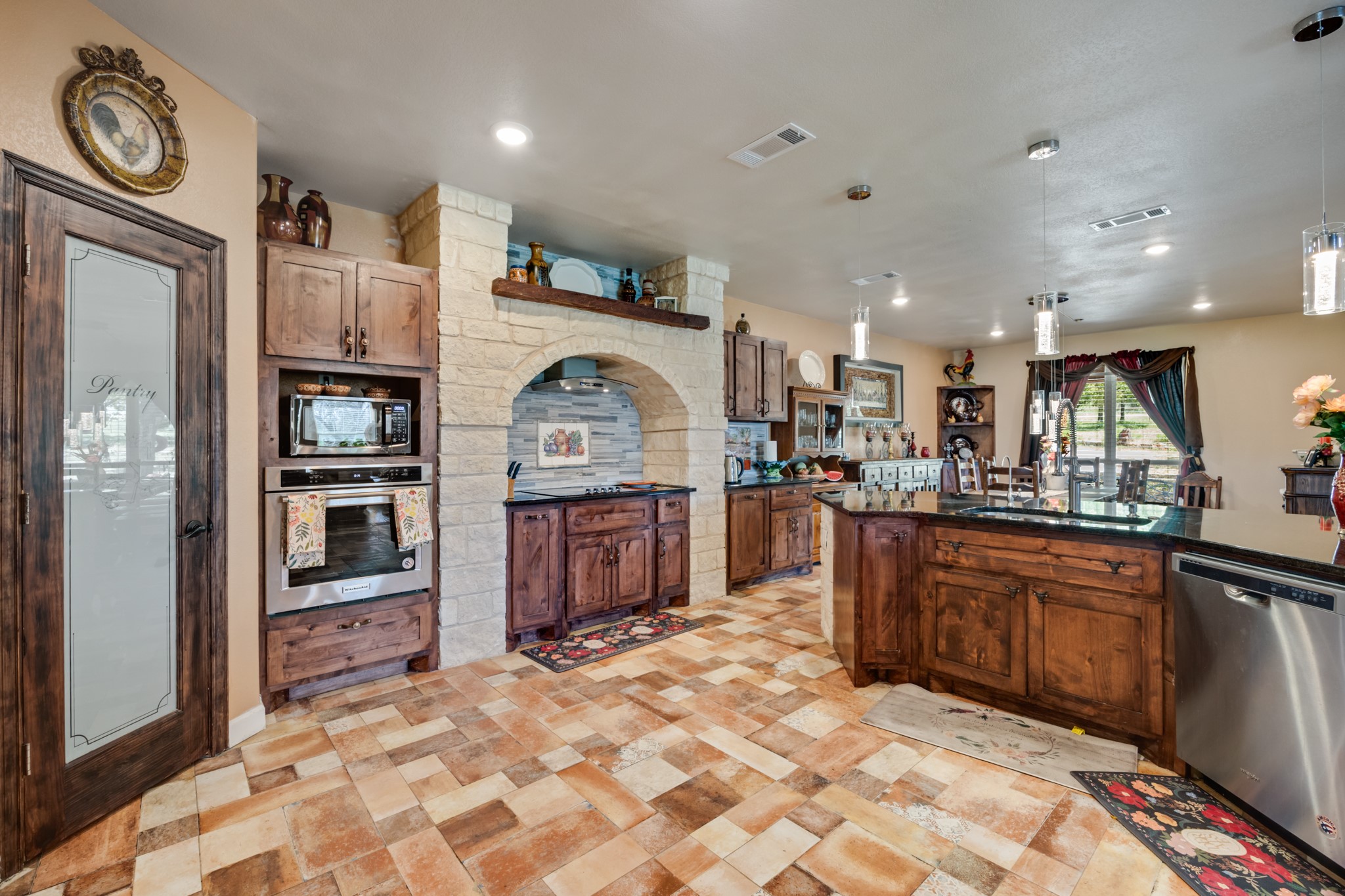2277 County Road 3657 Springtown TX 76082