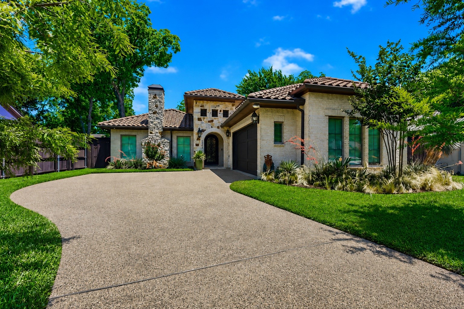 5304 Parkland Avenue Dallas TX 75235