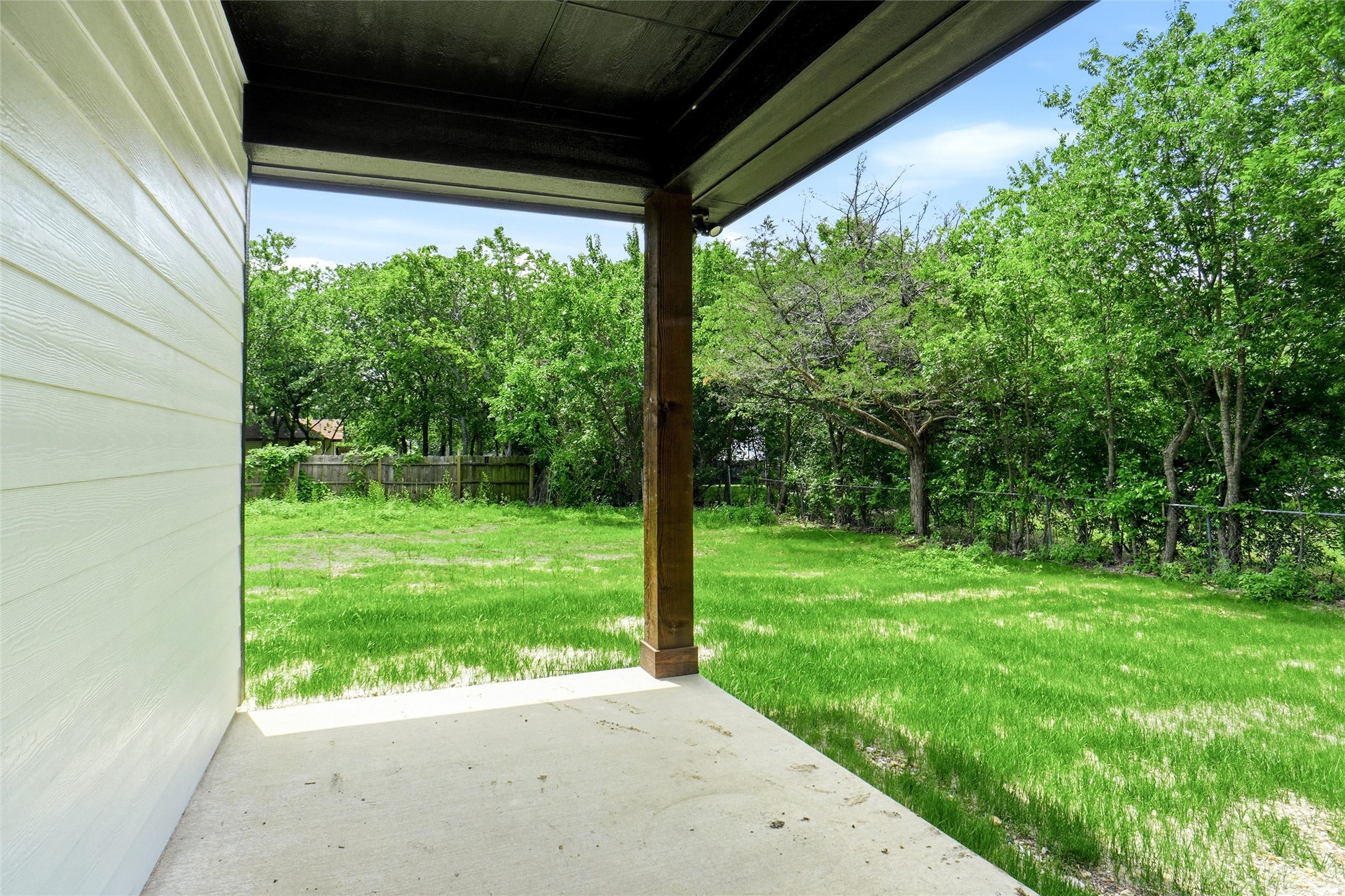 205 W Elm Street Alvarado TX 76009