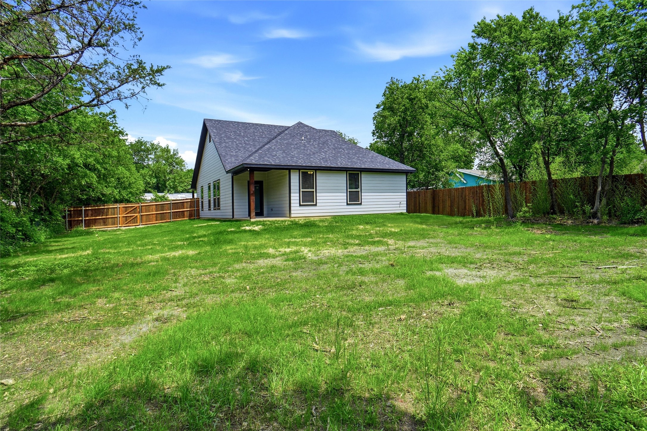 205 W Elm Street Alvarado TX 76009