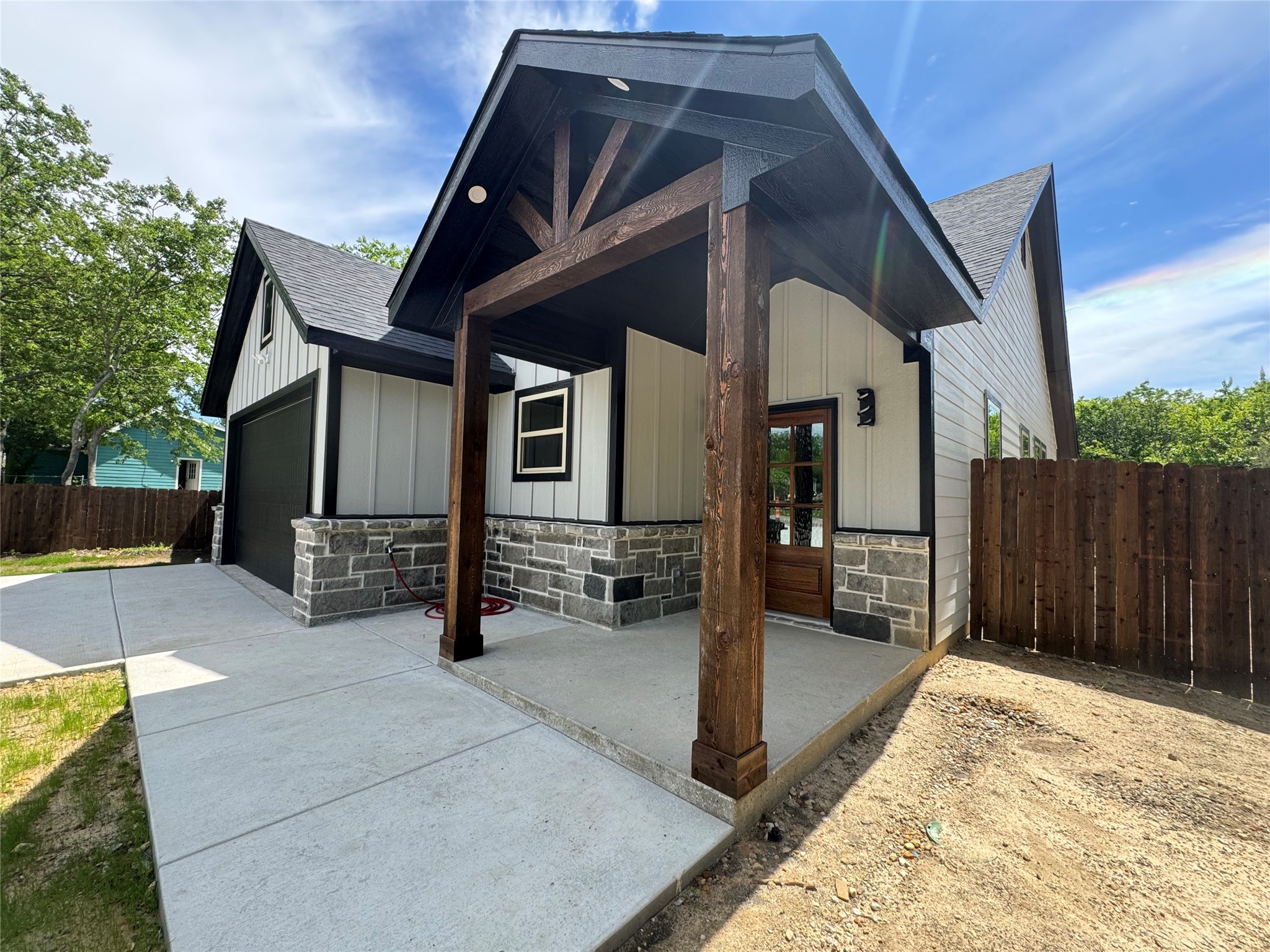 205 W Elm Street Alvarado TX 76009