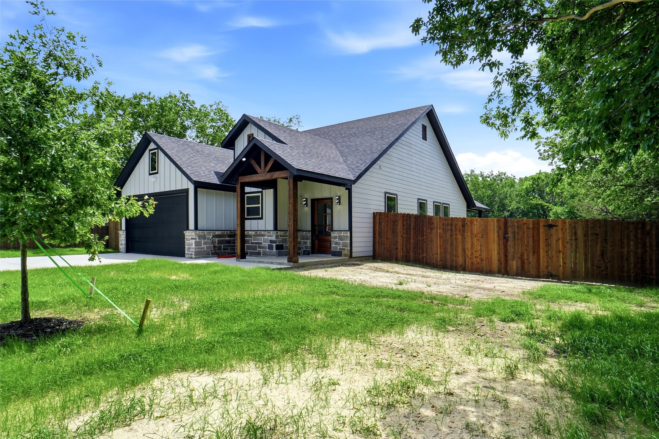205 W Elm Street Alvarado TX 76009