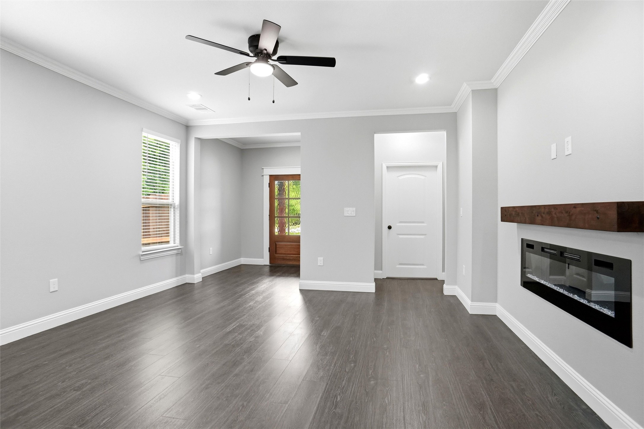 205 W Elm Street Alvarado TX 76009