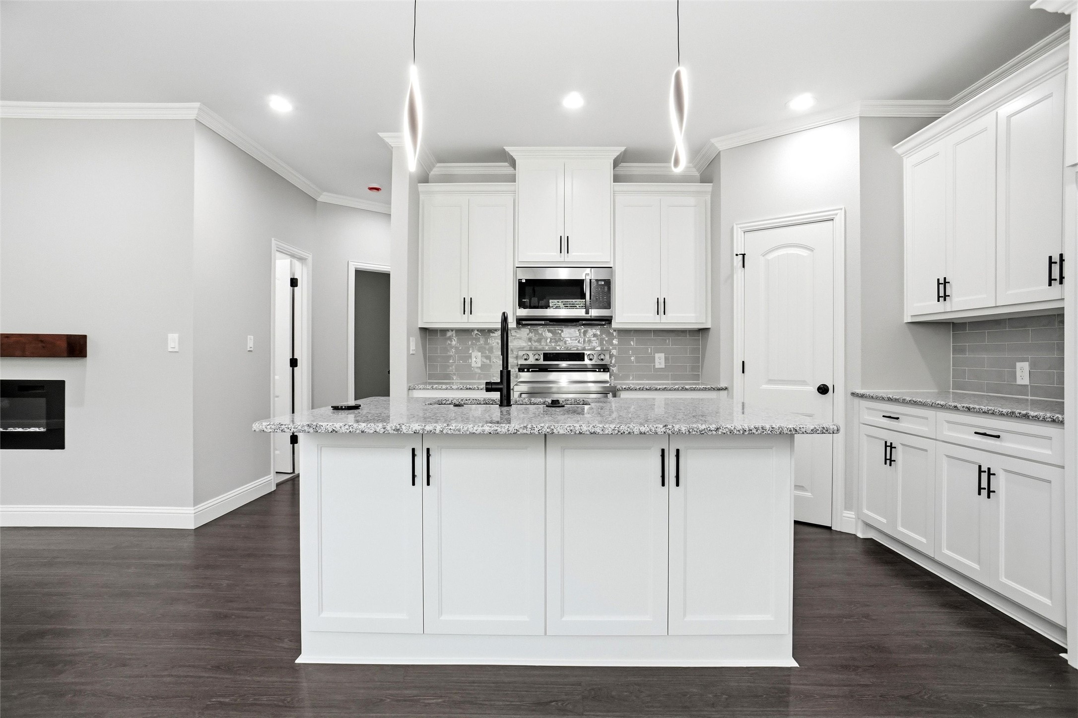 205 W Elm Street Alvarado TX 76009
