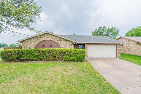 2714 Charon Court Grand Prairie TX 75052
