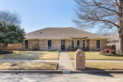 1302 Stonewood Drive Carrollton TX 75006
