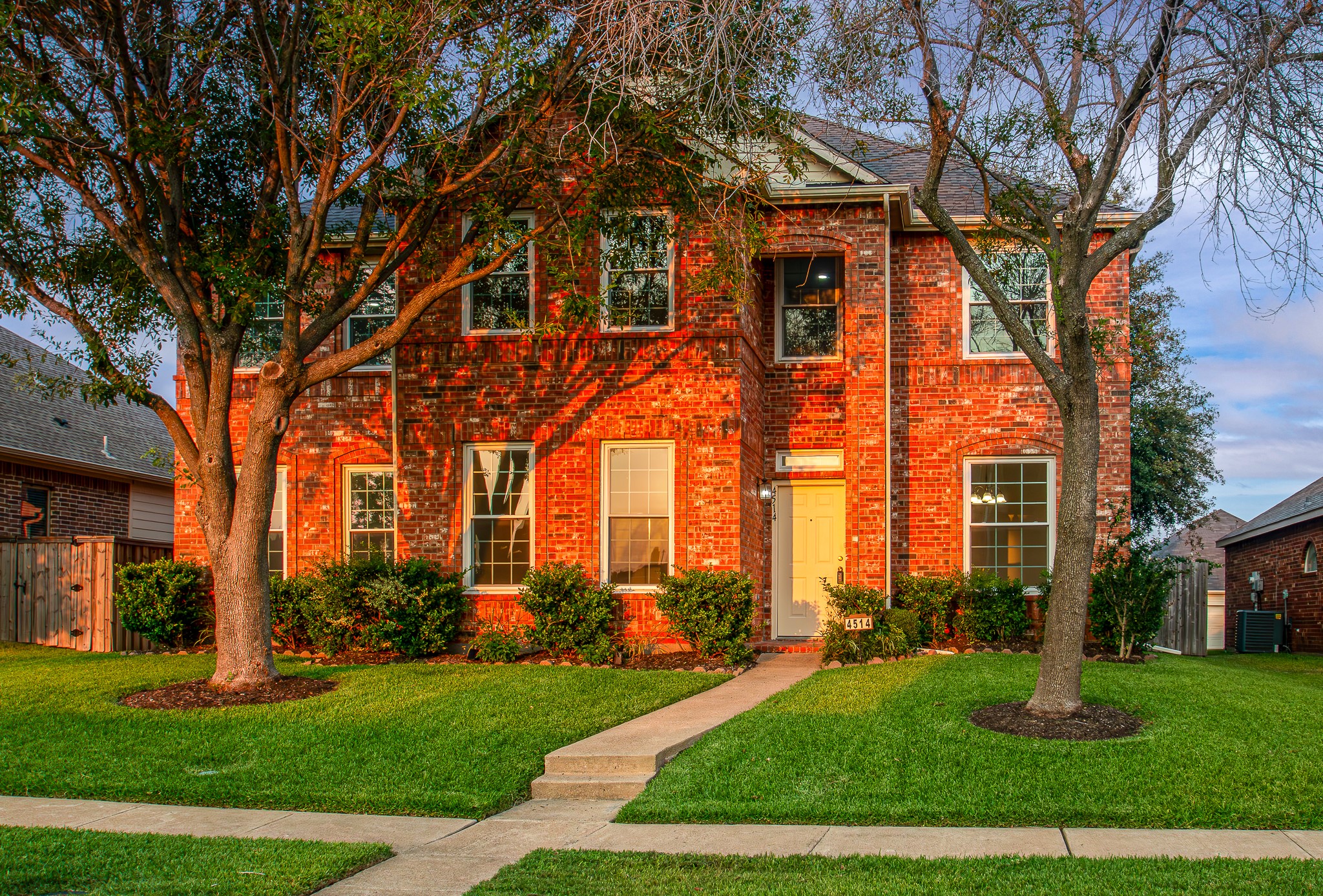 4514 Lincolnshire Drive Garland TX 75043