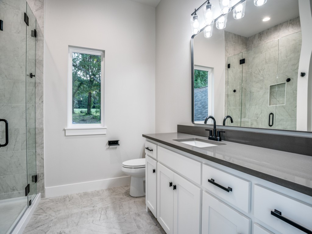 2424 Bellview Circle Tyler TX 75709