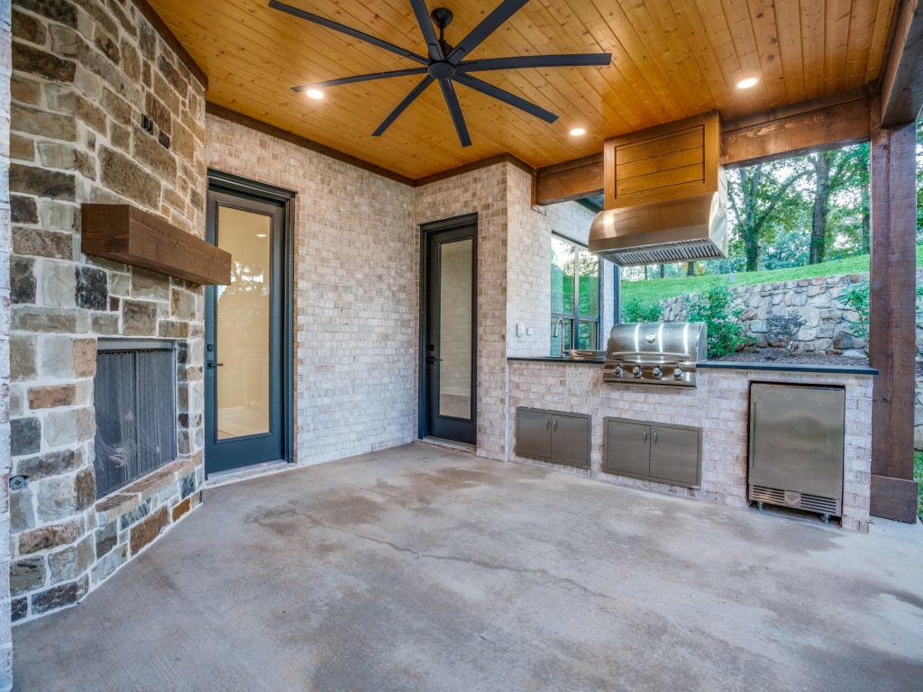 2424 Bellview Circle Tyler TX 75709