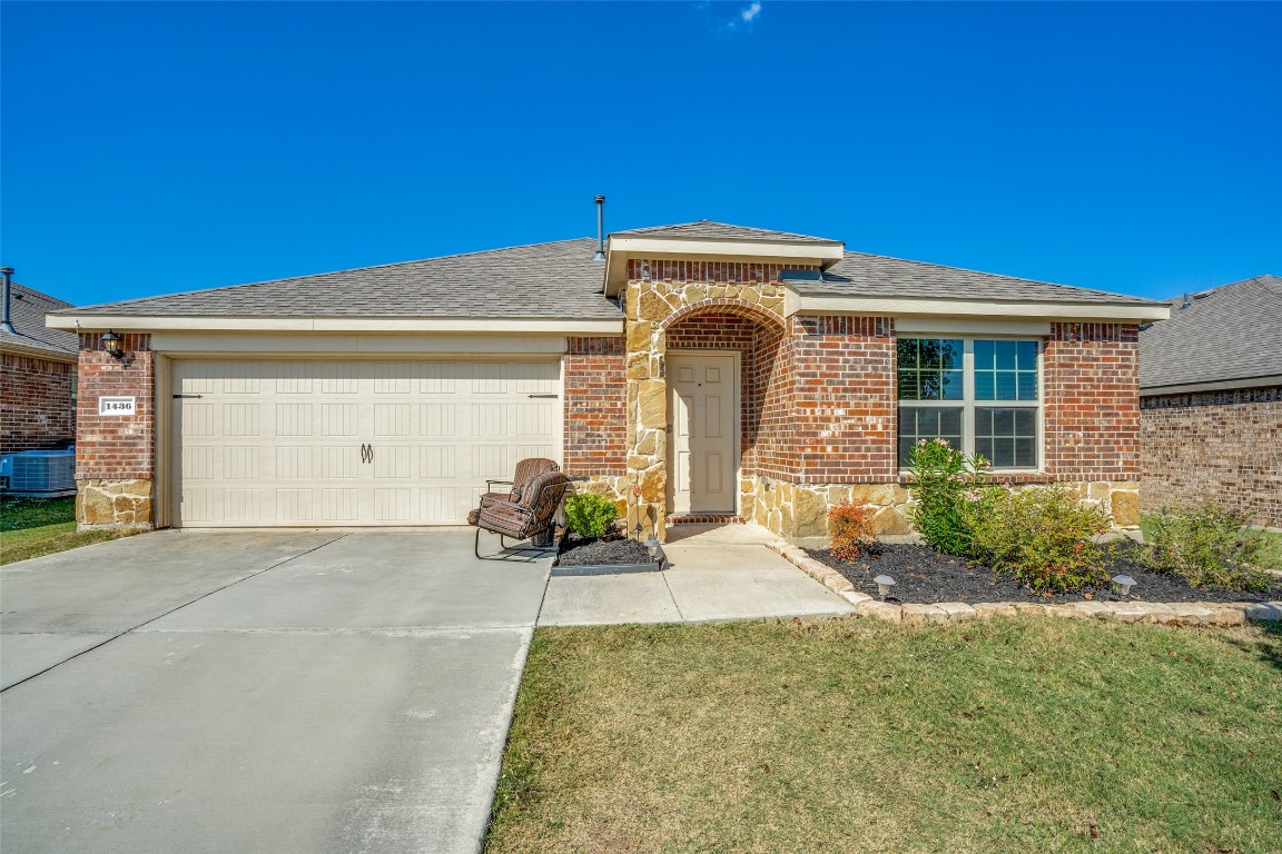 1436 Meadow Creek Drive Princeton TX 75407