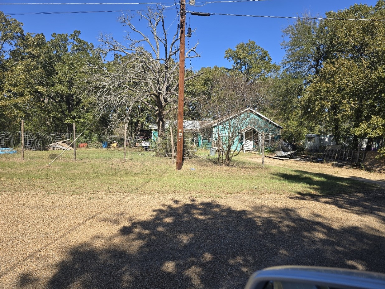 101 Larry Lane Mabank TX 75156