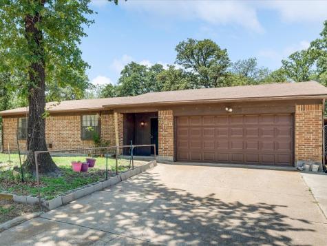 733 Lake Crest Parkway Azle TX 76020