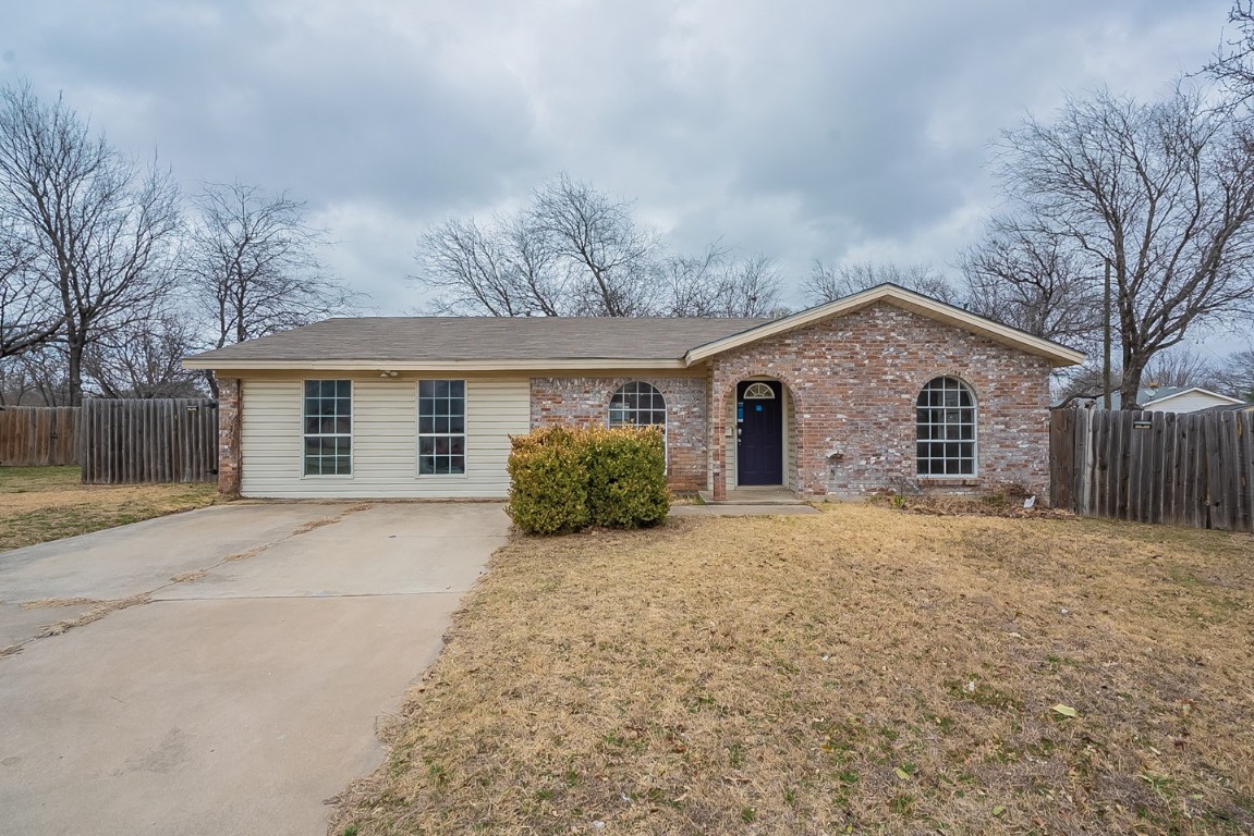 354 Colt Court Saginaw TX 76179