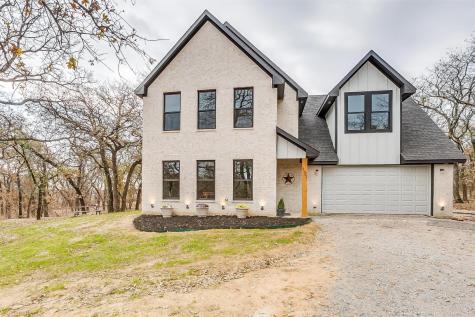 157 Wild Oaks Drive Boyd TX 76023