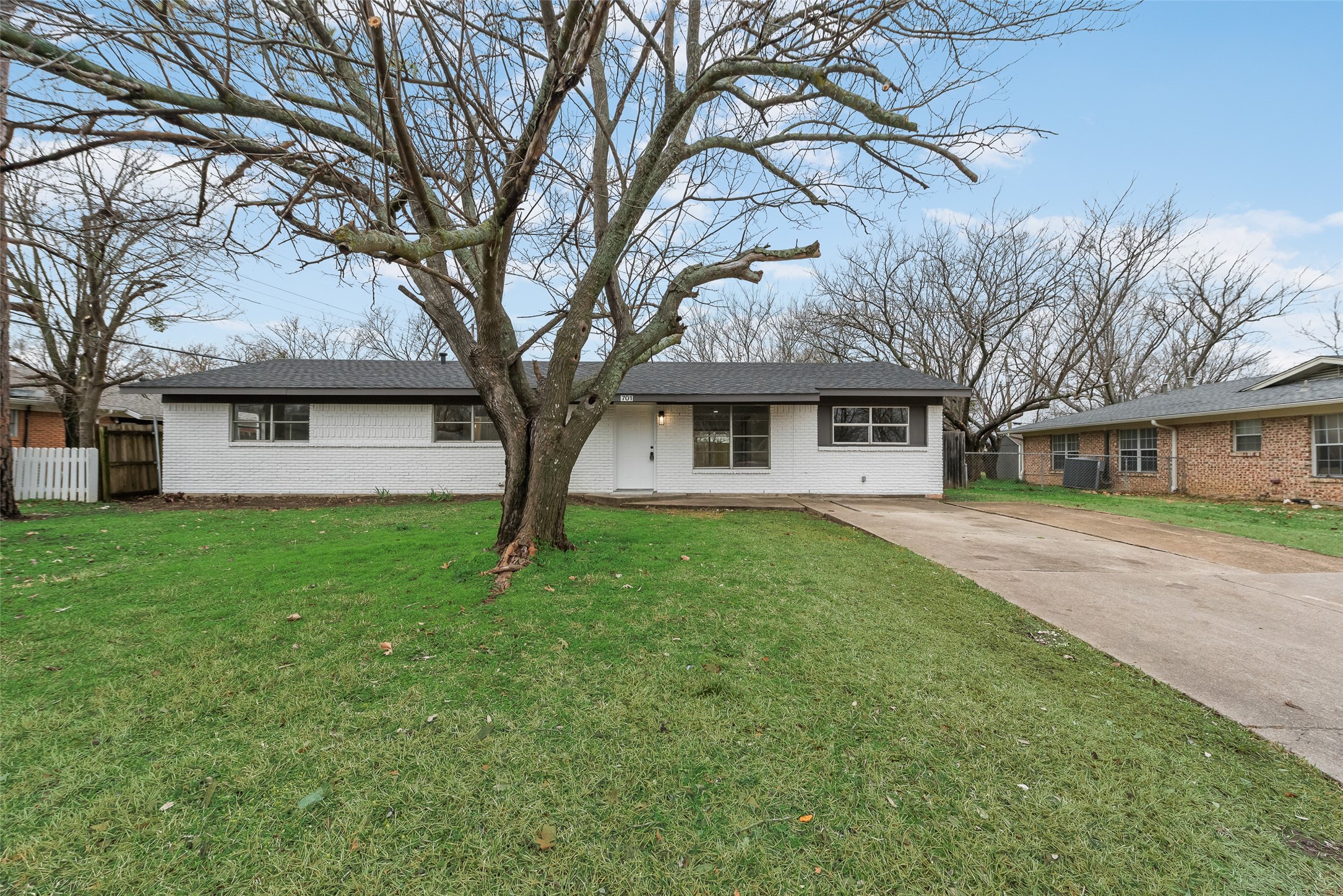 701 N Spears Street Alvarado TX 76009