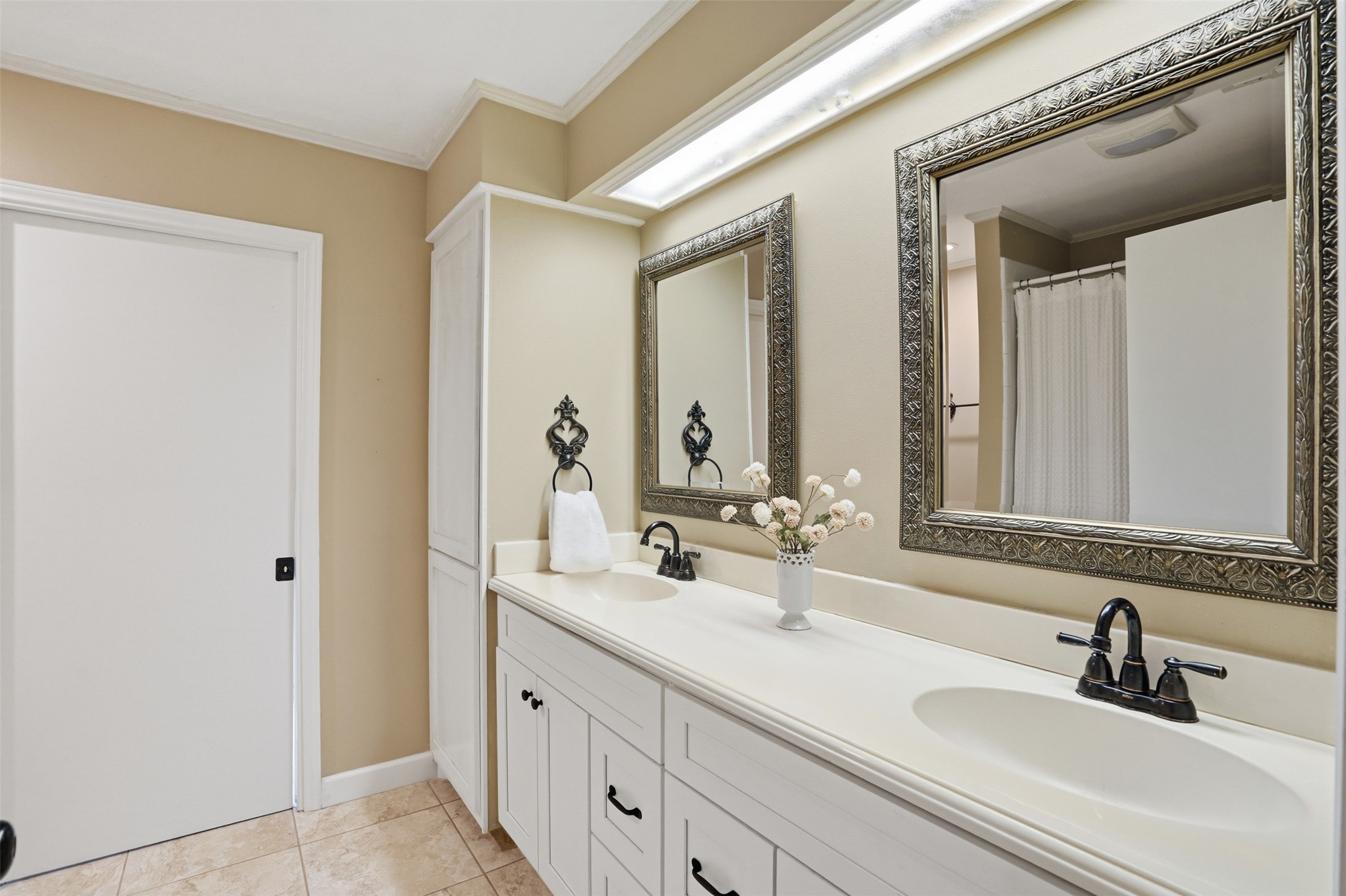 3812 Lands End Street Fort Worth TX 76109