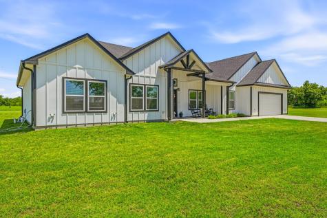 689 Dill Road Weatherford TX 76085