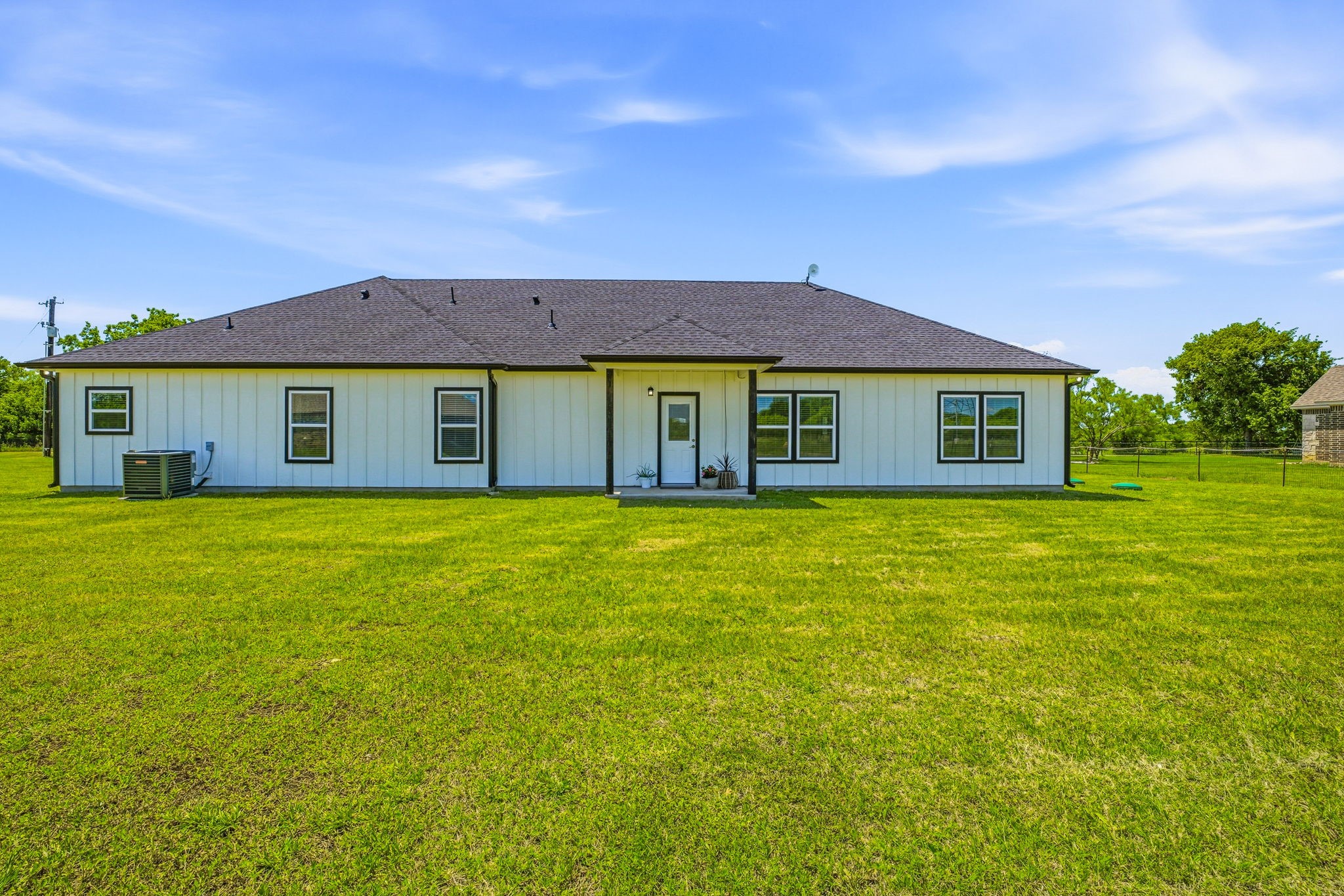 689 Dill Road Weatherford TX 76085