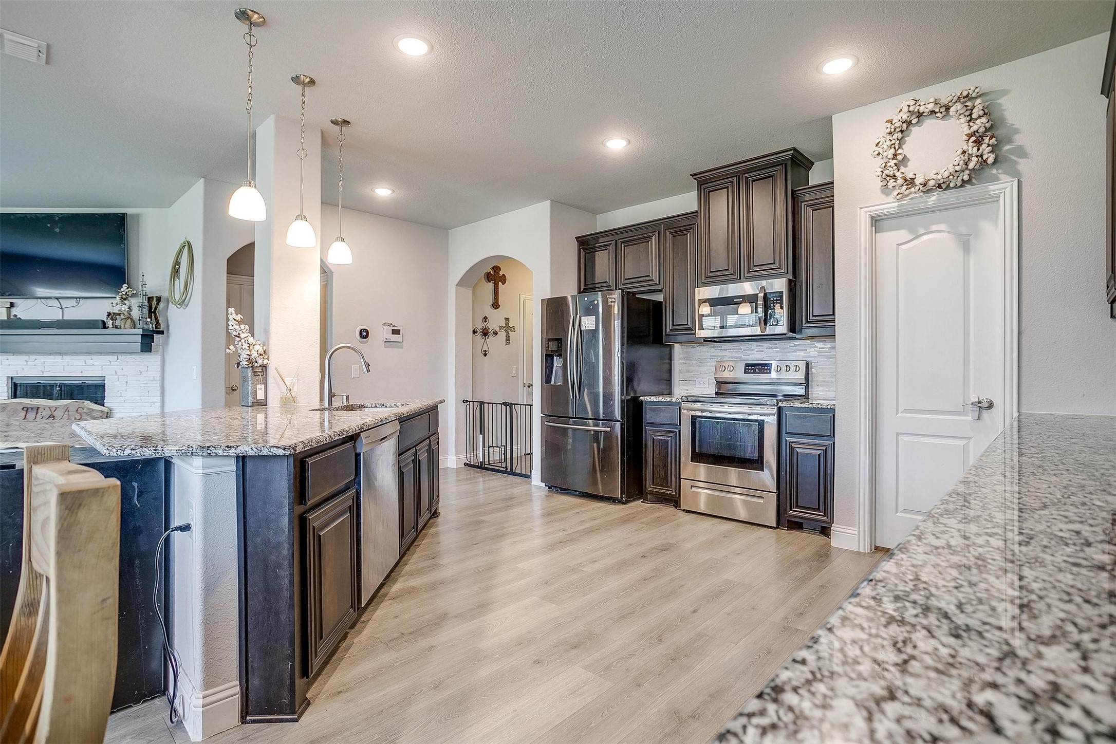 433 Joseph Lane Crowley TX 76036
