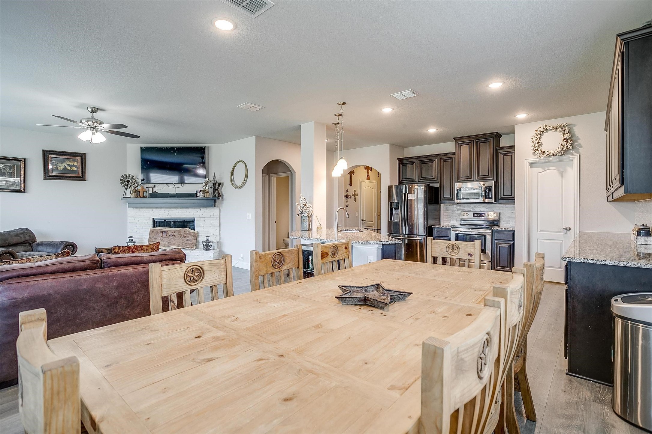 433 Joseph Lane Crowley TX 76036