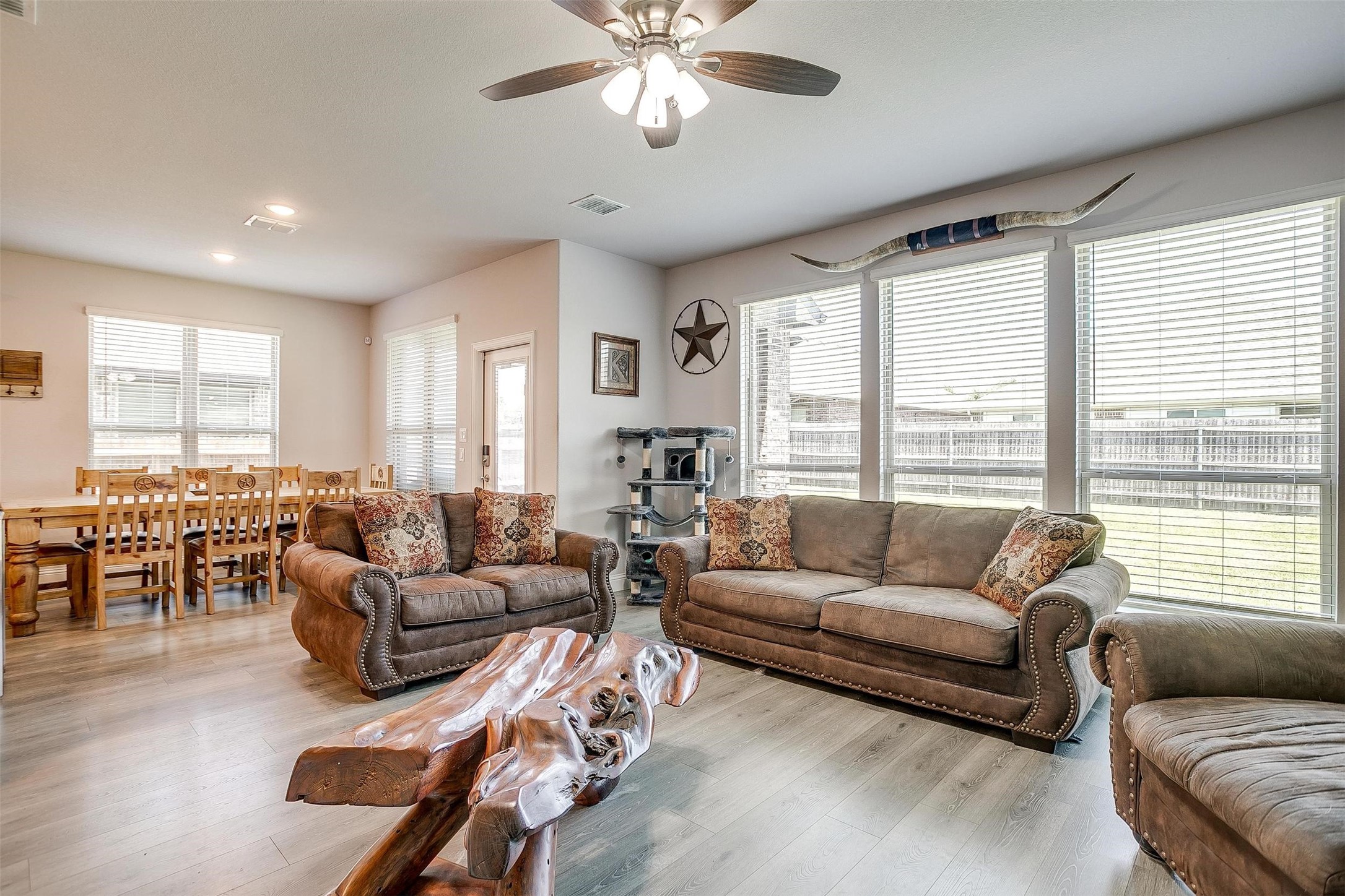 433 Joseph Lane Crowley TX 76036
