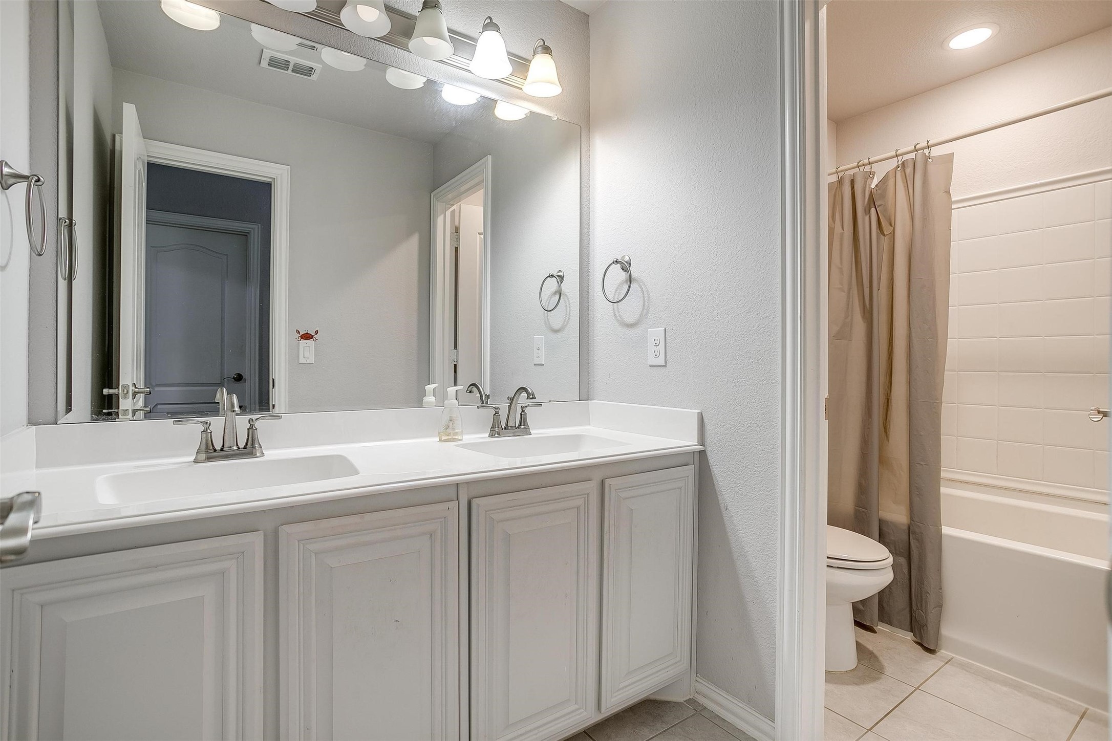 433 Joseph Lane Crowley TX 76036