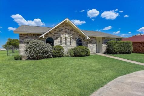4905 Embers Trail Grand Prairie TX 75052