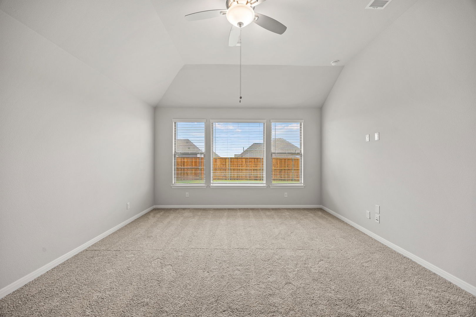 1506 Red Clover Avenue Van Alstyne TX 75495