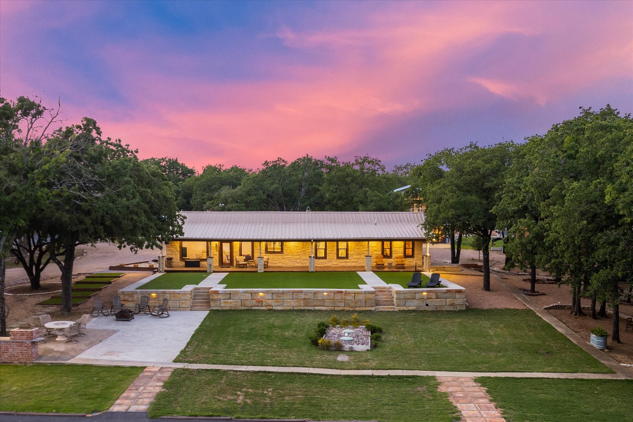 1000 County Road 904 Joshua TX 76058