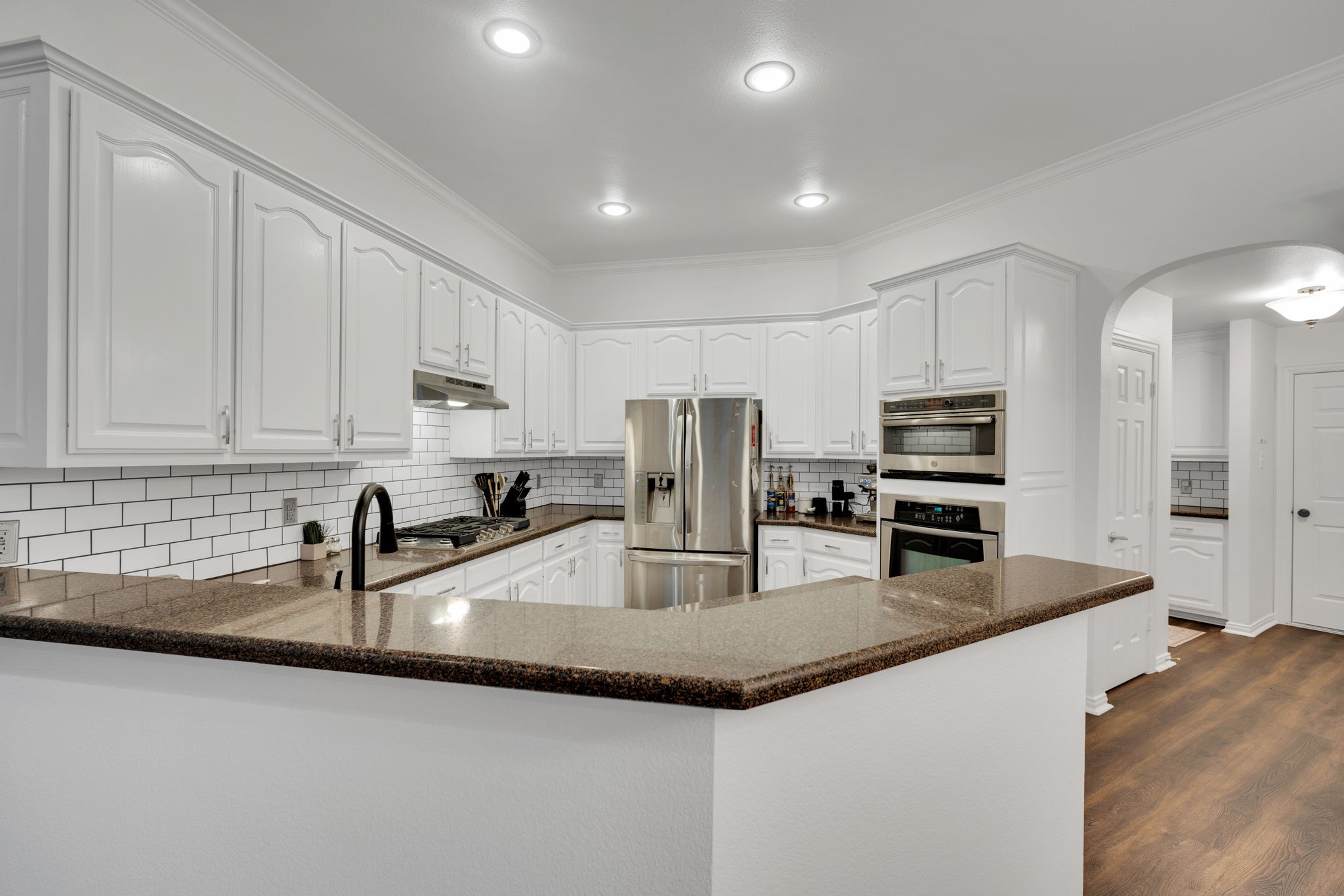 8204 Wildrock Drive Arlington TX 76001