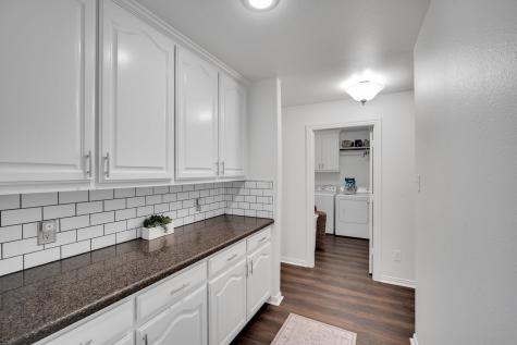 8204 Wildrock Drive Arlington TX 76001