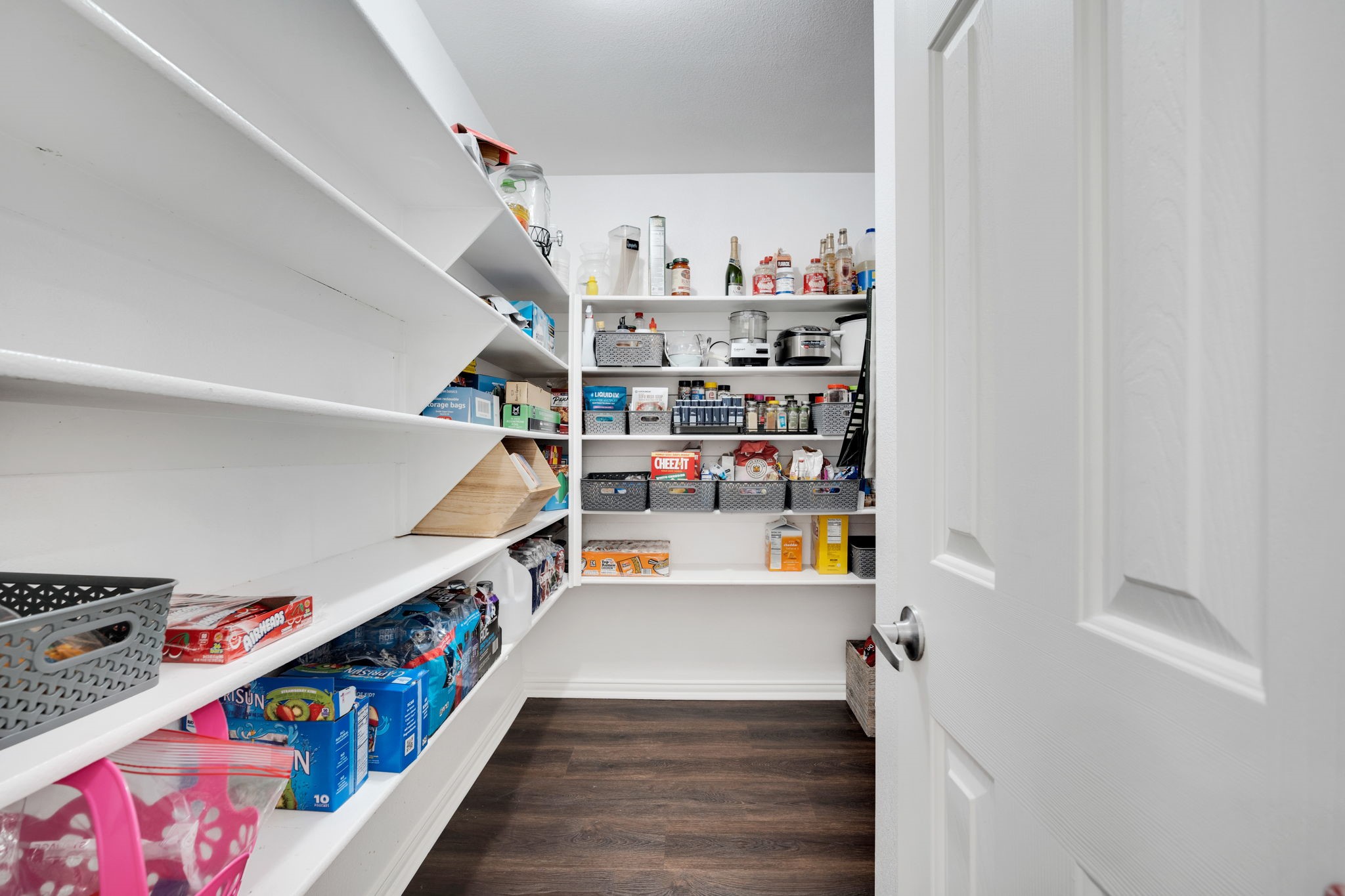 8204 Wildrock Drive Arlington TX 76001