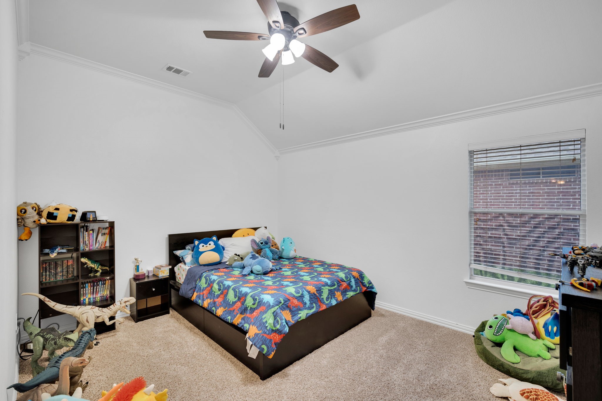 8204 Wildrock Drive Arlington TX 76001
