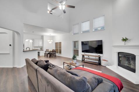 8204 Wildrock Drive Arlington TX 76001