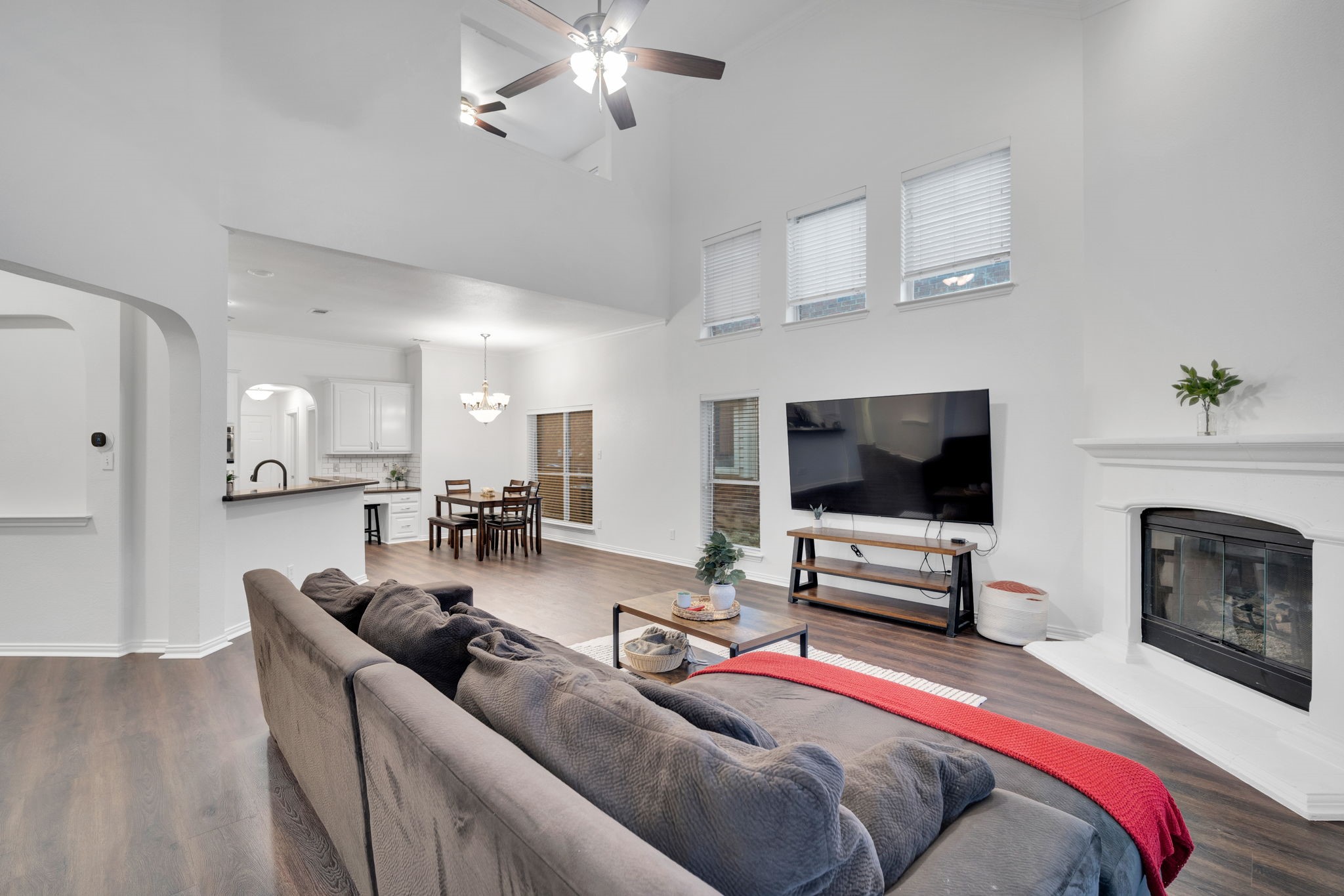 8204 Wildrock Drive Arlington TX 76001