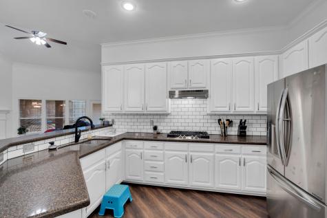 8204 Wildrock Drive Arlington TX 76001
