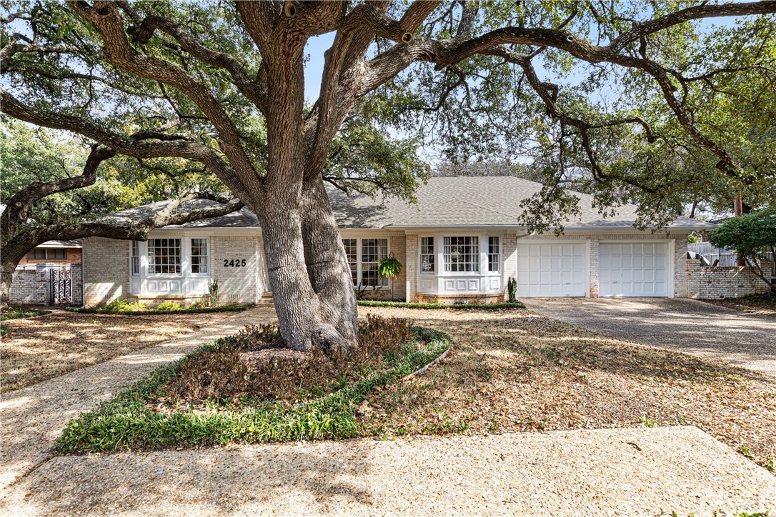 2425 Wooded Acres Drive Waco TX 76710