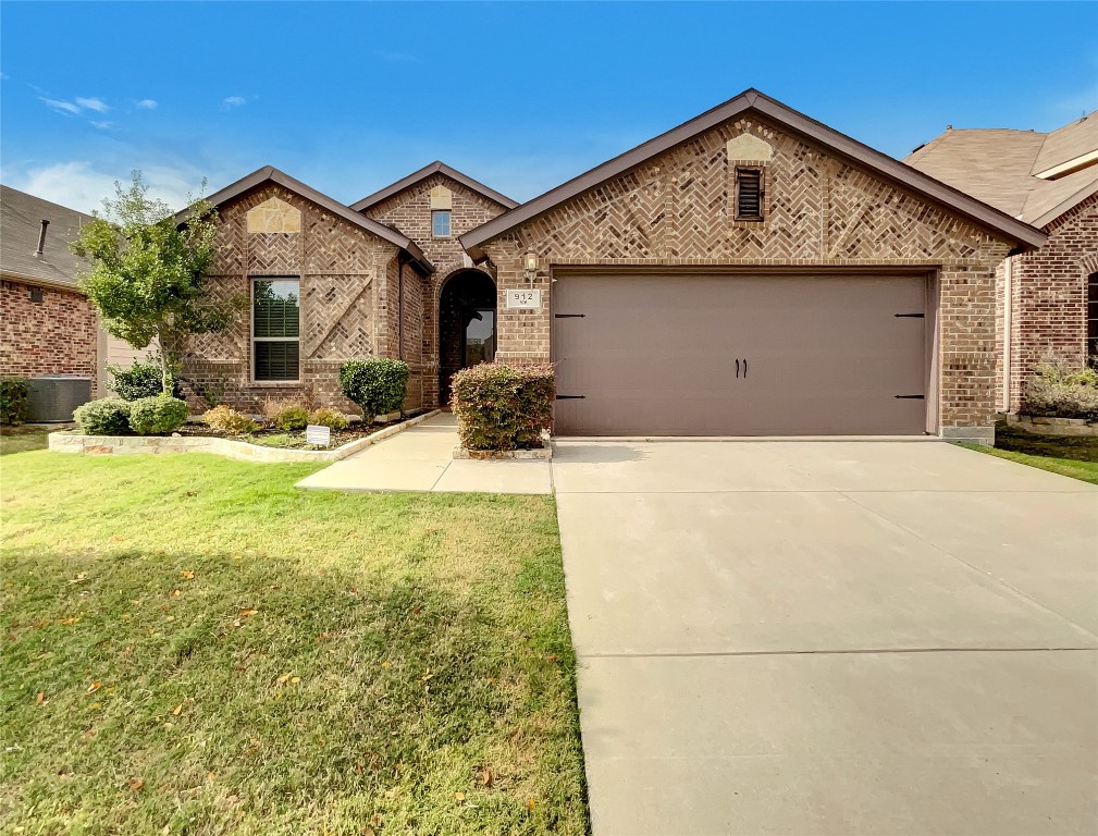 912 Goldenmist Drive Little Elm TX 75068