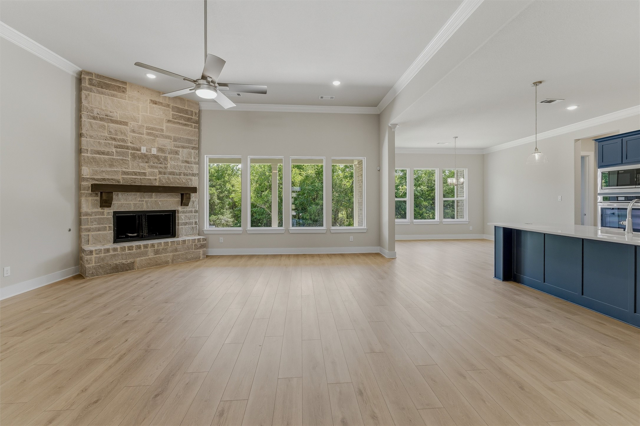 907 Perrin Lane Van Alstyne TX 75495