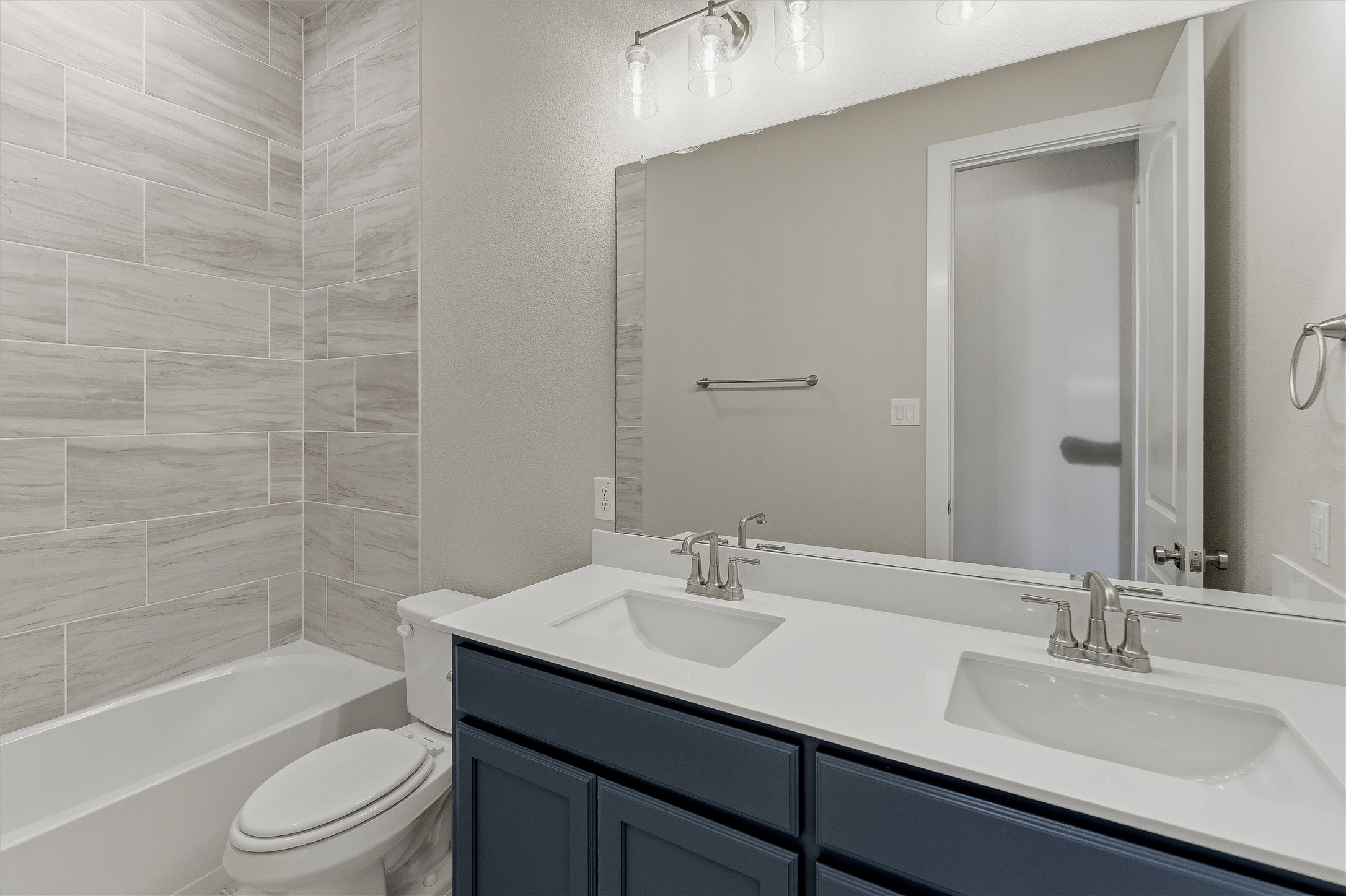 907 Perrin Lane Van Alstyne TX 75495