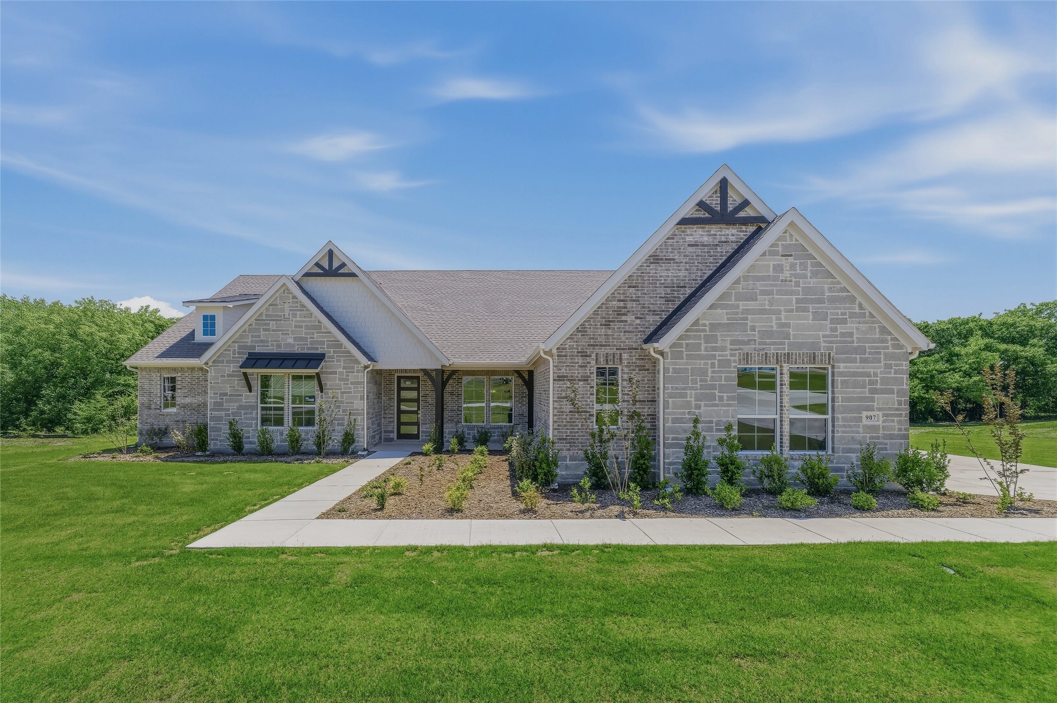 907 Perrin Lane Van Alstyne TX 75495