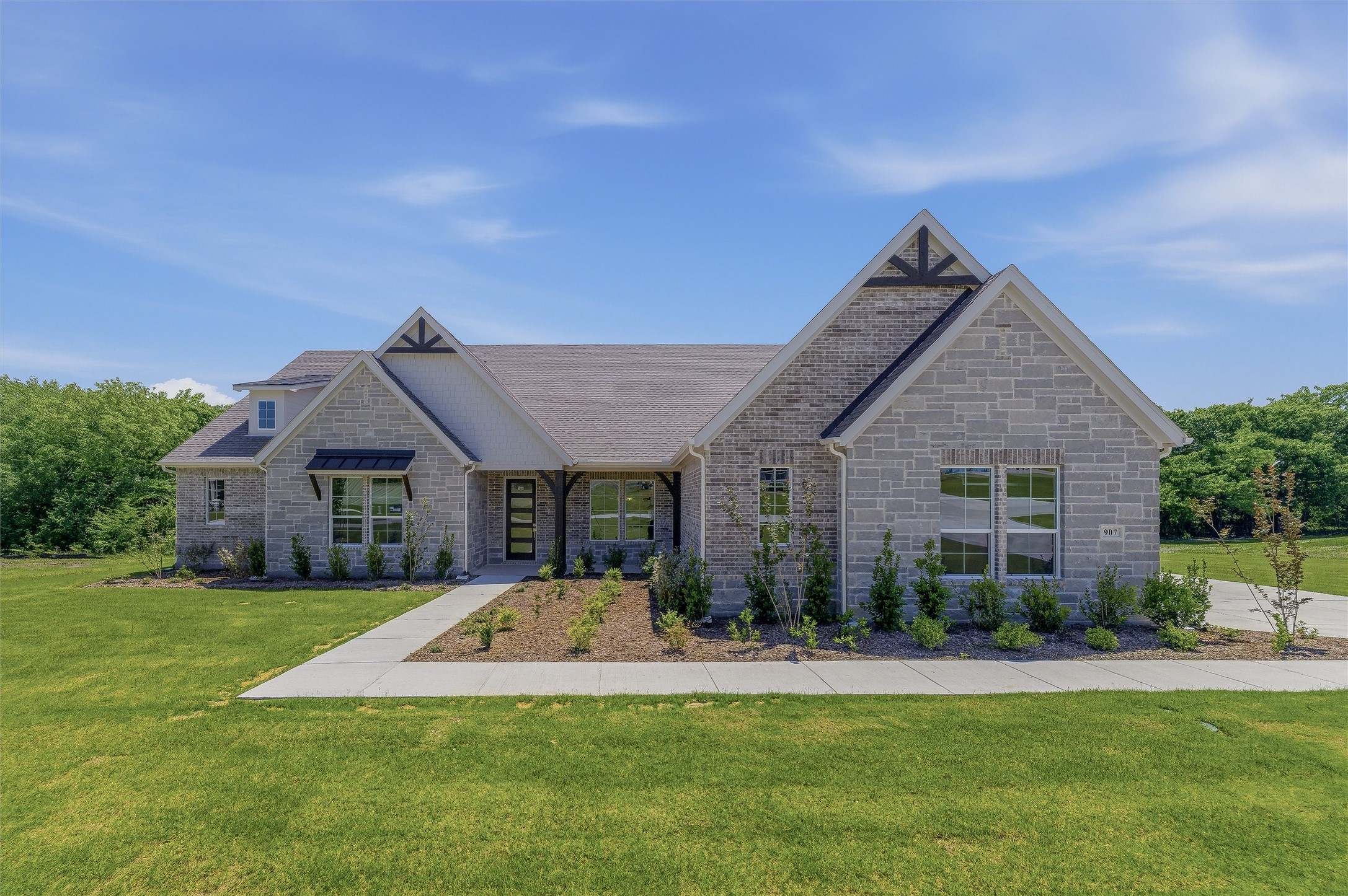 907 Perrin Lane Van Alstyne TX 75495