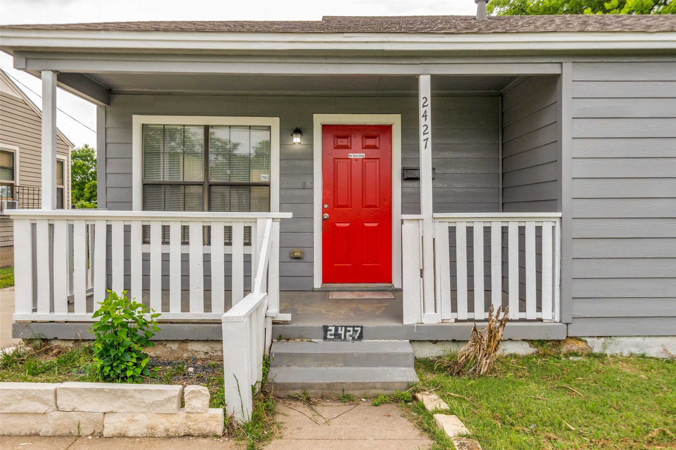2427 Hudspeth Avenue Dallas TX 75216