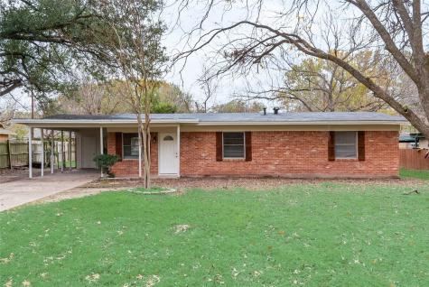 1215 Elmwood Circle Corsicana TX 75110